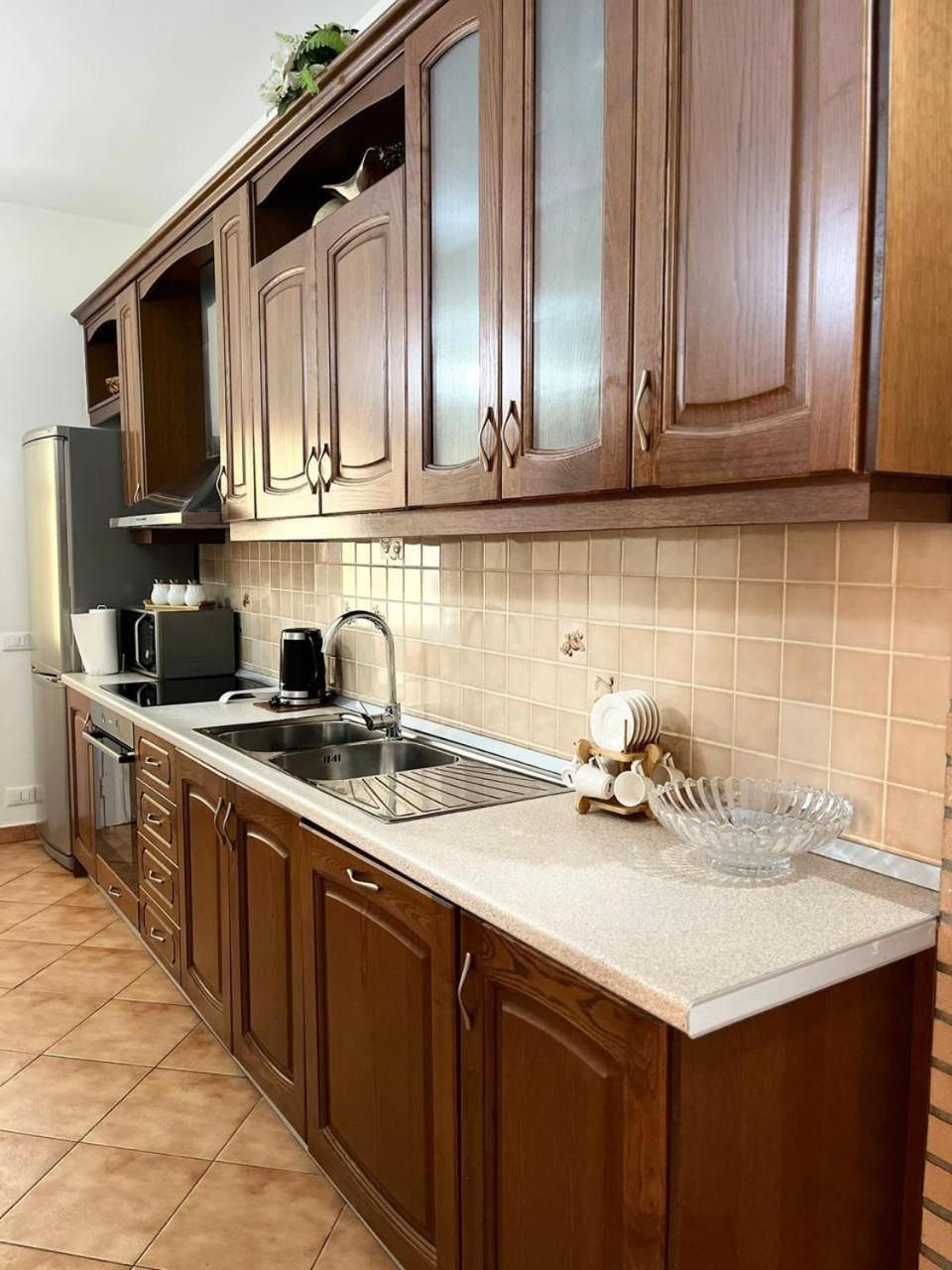 Iljazi'S Apartaments Vlore Bagian luar foto